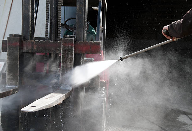 Best Affordable Pressure Washing  in Hampton, TN